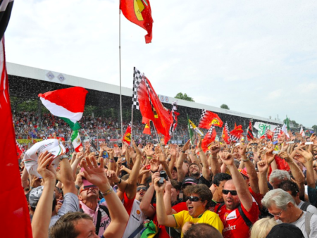Quote e risultati Formula 1: Sainz e la Ferrari interrompono il dominio di Verstappen. Ora subito Suzuka