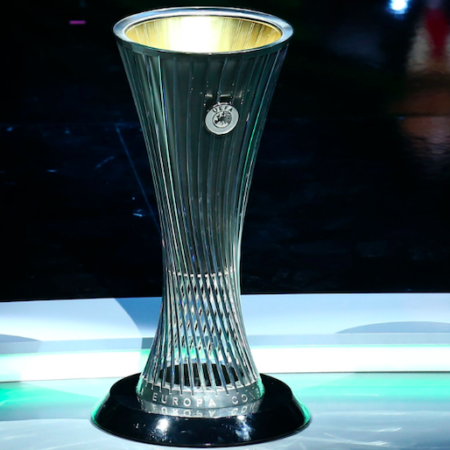 Pronostici Fiorentina-Olympiakos: anteprima finale Conference League, programma e quote