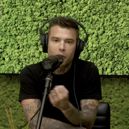 Pronostici Sanremo 2025: il gossip aiuta Fedez che sale tra i favoriti al Festival. Cristicchi e Brunori Sas per il miglior testo